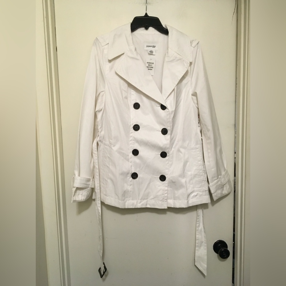 St John’s BayWomen's White Double-Breasted Jacket